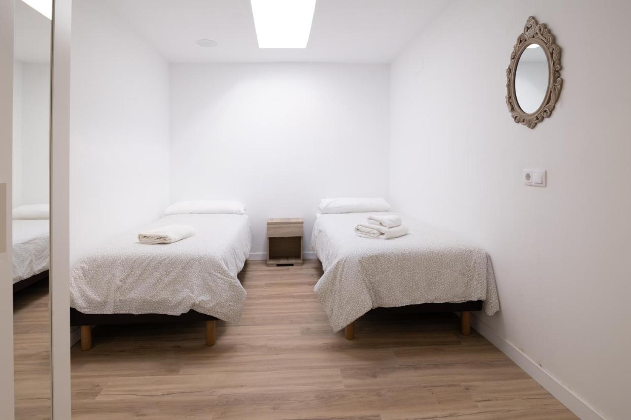 Villa Huerta 2, Paterna, Jacuzzi, Sauna מראה חיצוני תמונה